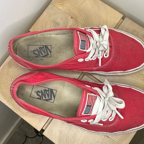USA Vans Authentic Red Embroidered Patch - Picture 2 of 2